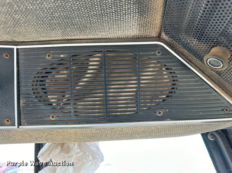 image for item DP6024 1982 International Harvester 5288 tractor