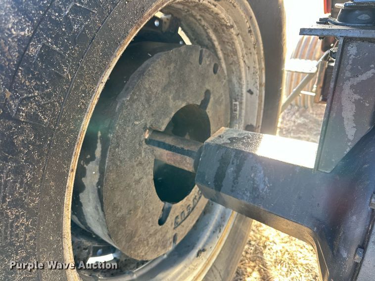 image for item DP6024 1982 International Harvester 5288 tractor