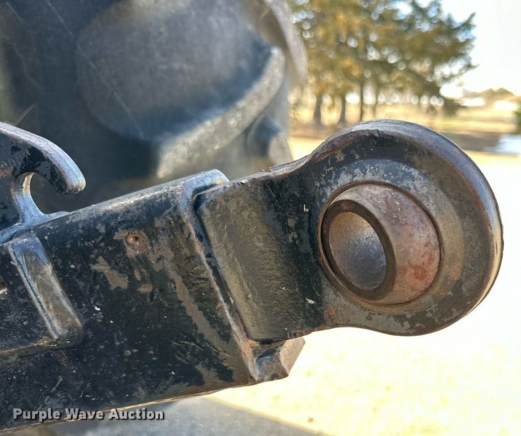 image for item DP6025 1983 International Harvester 5288 tractor