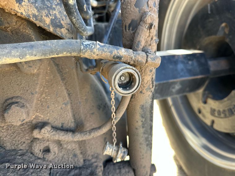 image for item DP6025 1983 International Harvester 5288 tractor