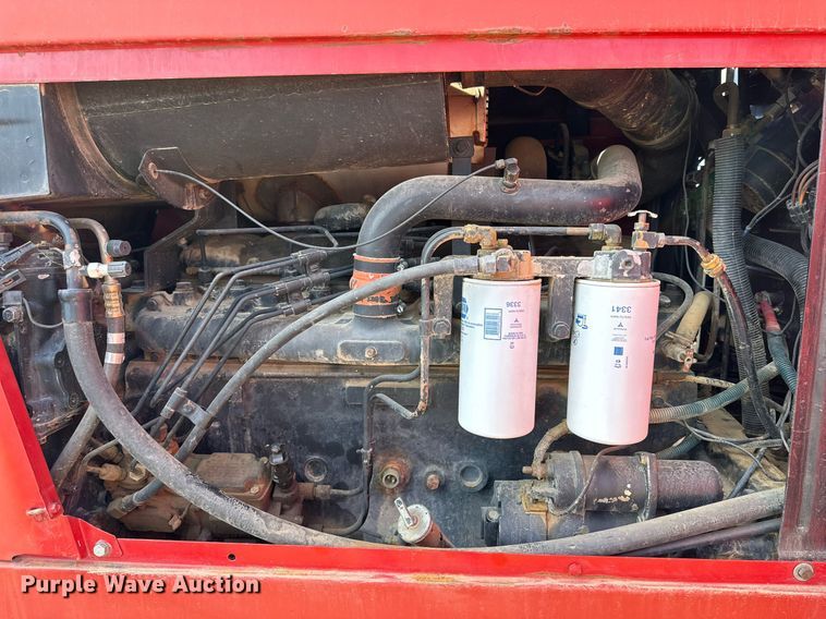 image for item DP6025 1983 International Harvester 5288 tractor