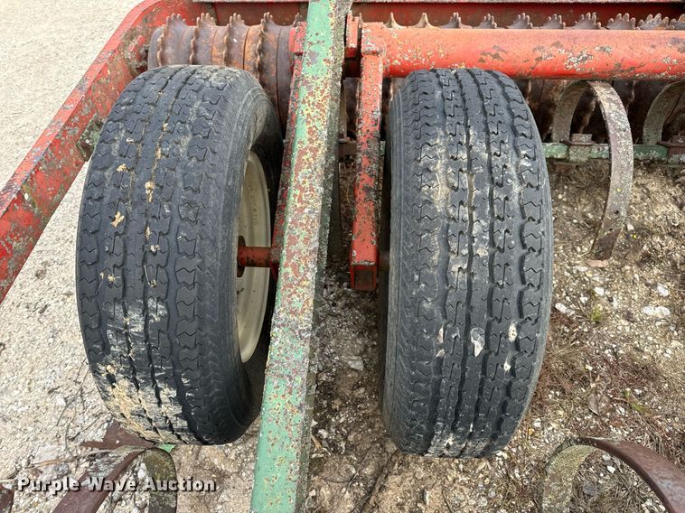 image for item DP6751 Brillion Cultipacker