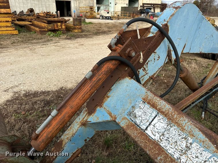 image for item DP6753 Allied 700 Front end loader