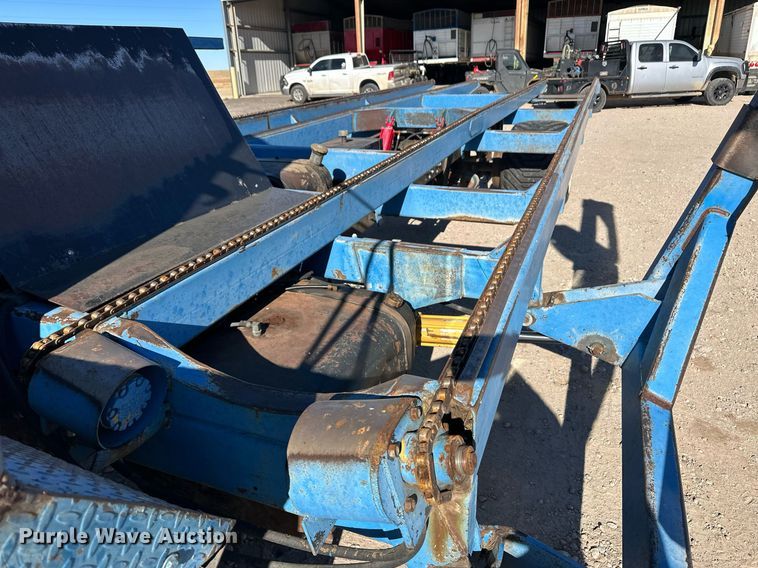 image for item DQ3186 Bale wagon