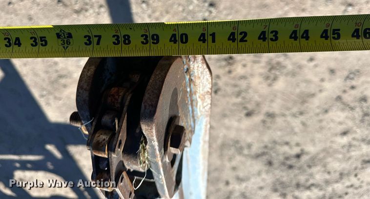 image for item DQ3186 Bale wagon