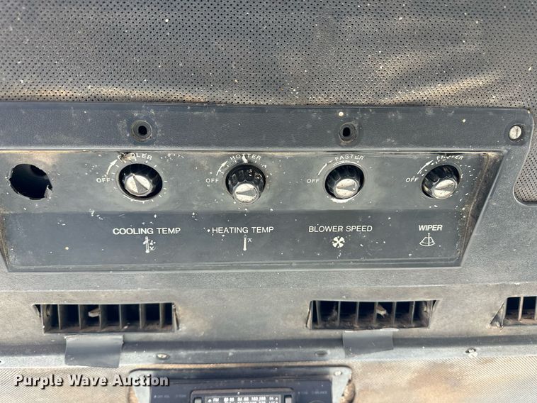 image for item DQ3186 Bale wagon