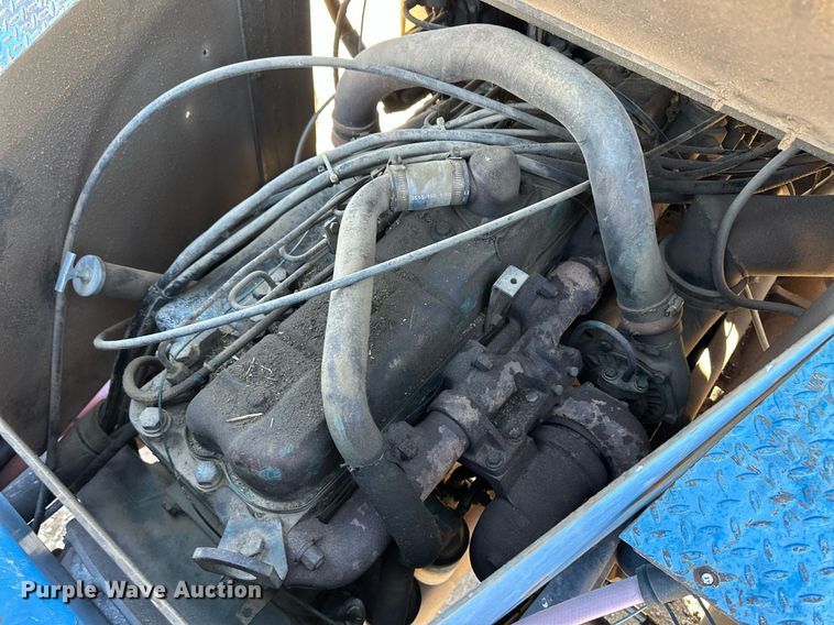 image for item DQ3186 Bale wagon