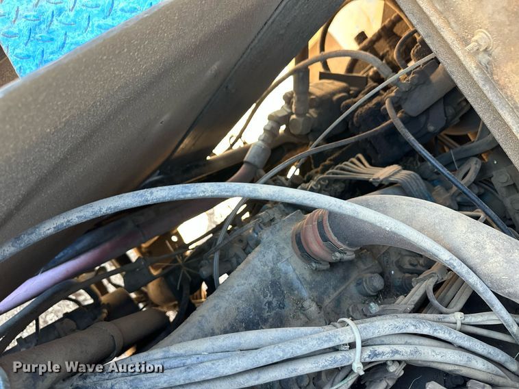 image for item DQ3186 Bale wagon