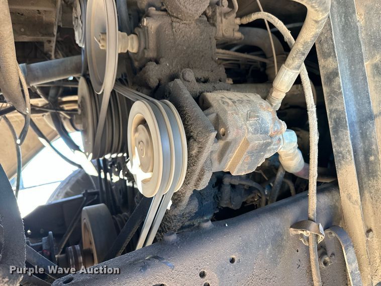 image for item DQ3186 Bale wagon