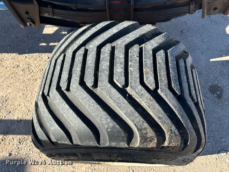 image for item DQ3186 Bale wagon