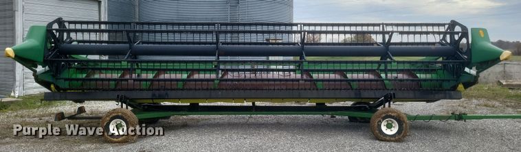 image for item DQ3783 1997 John Deere 925F flex head