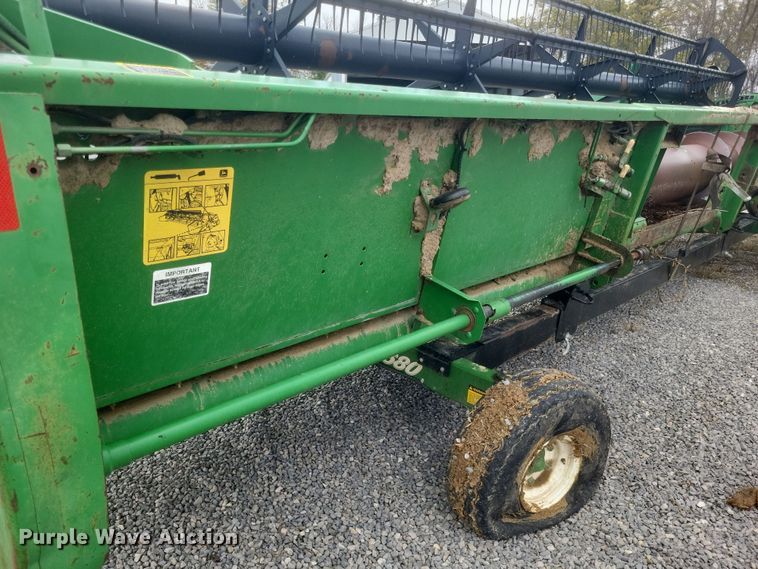image for item DQ3783 1997 John Deere 925F flex head