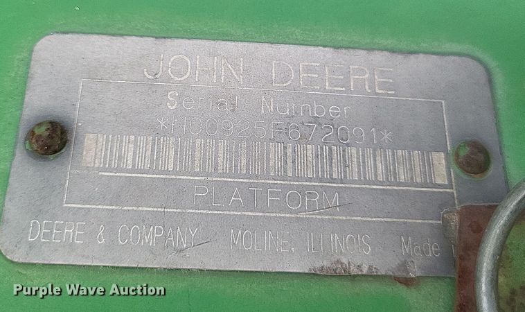 image for item DQ3783 1997 John Deere 925F flex head