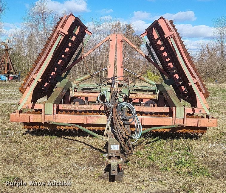 image for item DQ3806 Brillion cultipacker