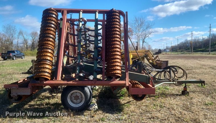 image for item DQ3806 Brillion cultipacker