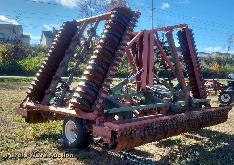 image for item DQ3806 Brillion cultipacker