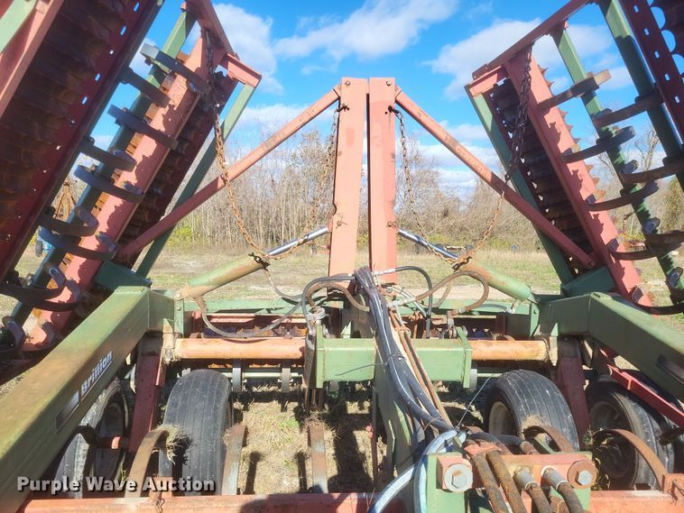 image for item DQ3806 Brillion cultipacker