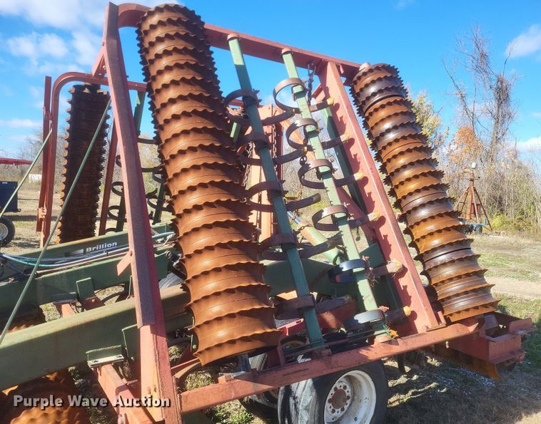 image for item DQ3806 Brillion cultipacker