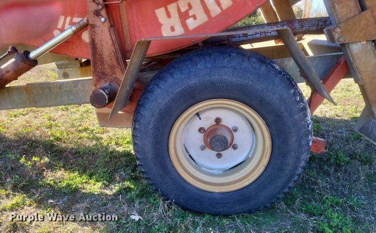 image for item DQ3809 Bauer RainStar hose reel