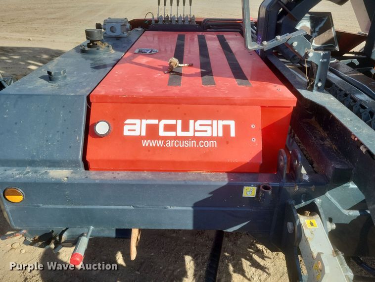 image for item DQ3817 2019 Arcusin Multipack C14 bale accumulator