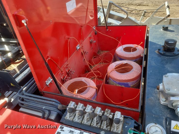 image for item DQ3817 2019 Arcusin Multipack C14 bale accumulator