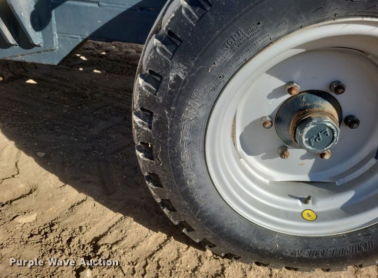 image for item DQ3817 2019 Arcusin Multipack C14 bale accumulator