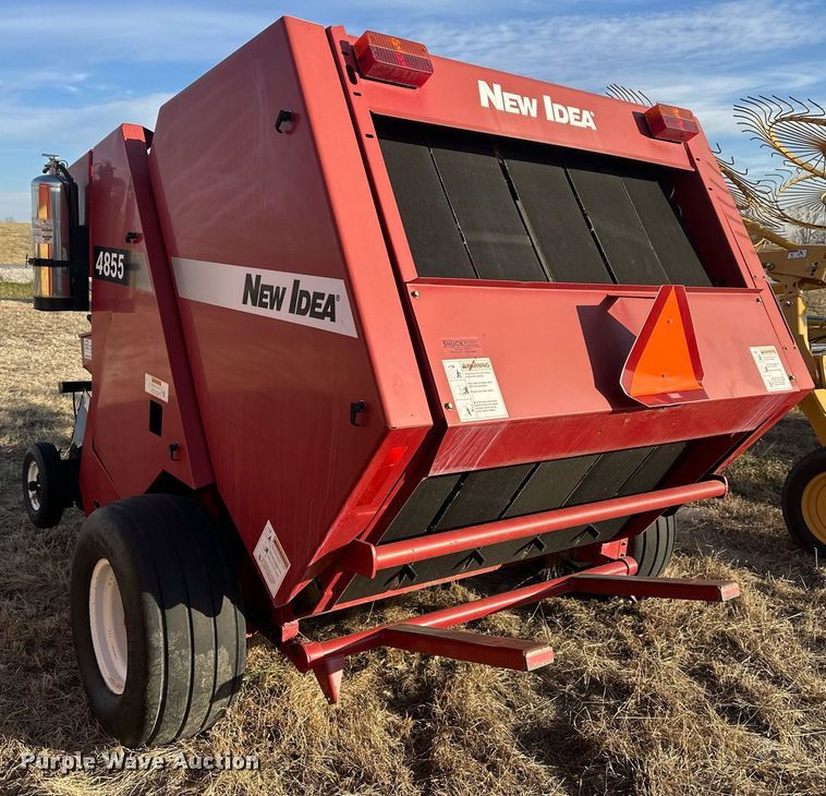 image for item DQ6521 Agco 4855 round baler