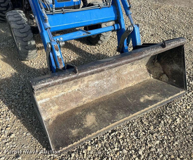 image for item DQ6527 New Holland TC34DA HST MFWD tractor