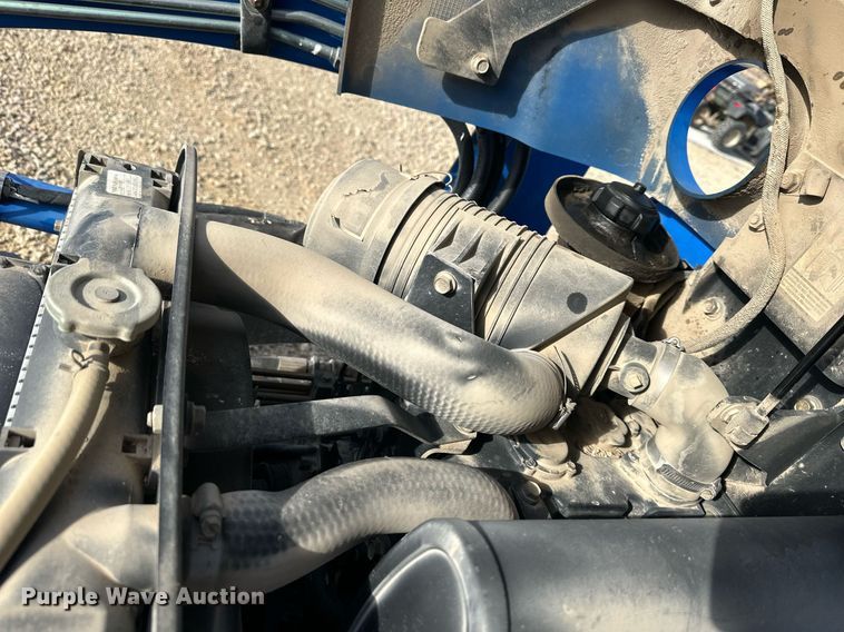 image for item DQ6527 New Holland TC34DA HST MFWD tractor