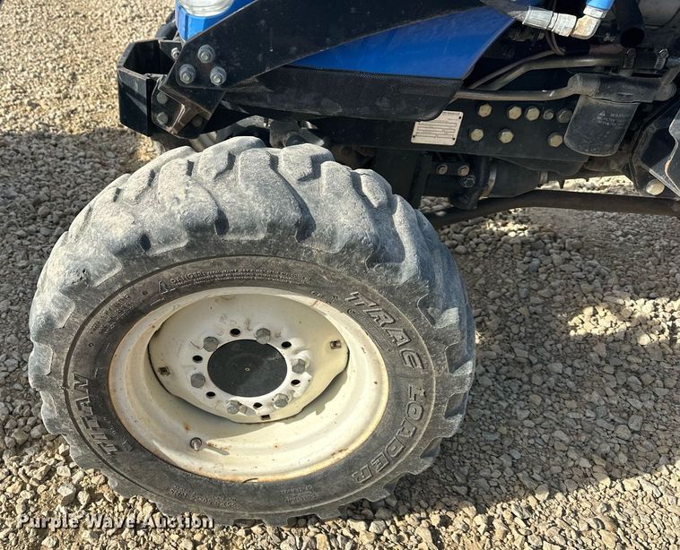 image for item DQ6527 New Holland TC34DA HST MFWD tractor