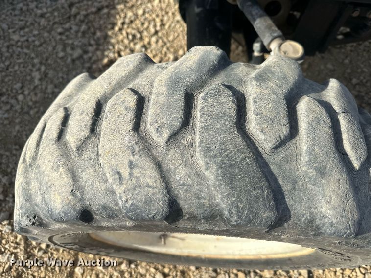 image for item DQ6527 New Holland TC34DA HST MFWD tractor