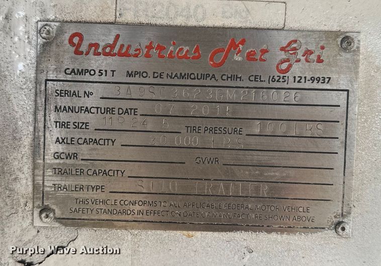 image for item DQ6881 2016 Industrias Met Gri silage trailer