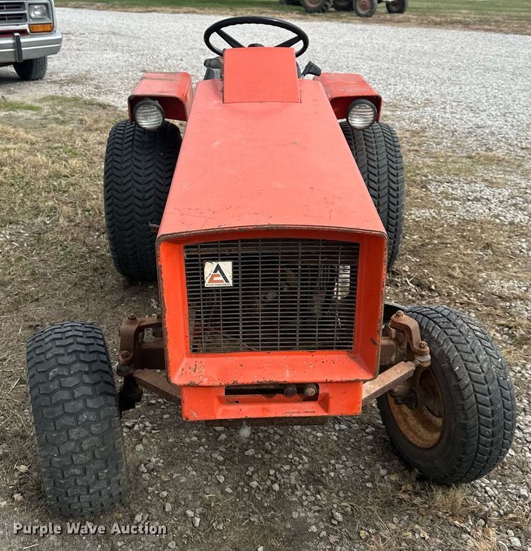 image for item DS3242 Allis-Chalmers 720 tractor