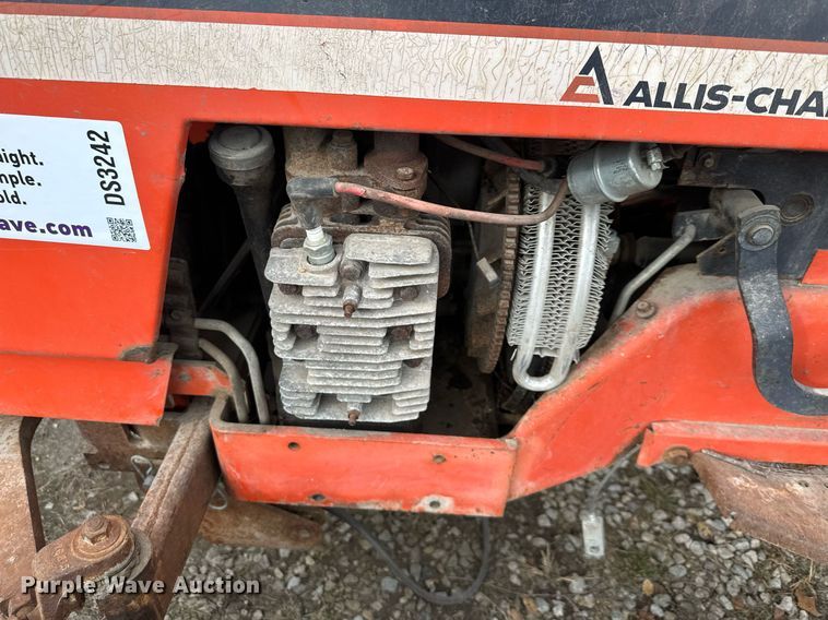 image for item DS3242 Allis-Chalmers 720 tractor