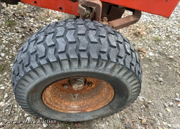 image for item DS3242 Allis-Chalmers 720 tractor