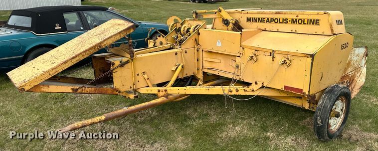 image for item DS3268 Minneapolis-Moline 1520 small square baler