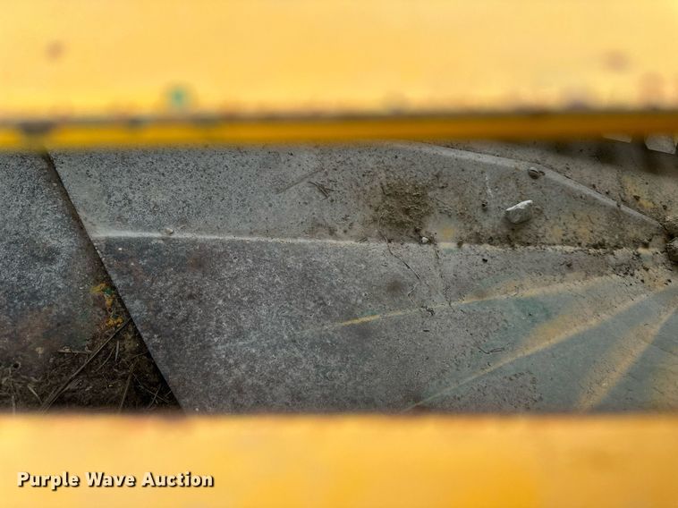 image for item DS3268 Minneapolis-Moline 1520 small square baler