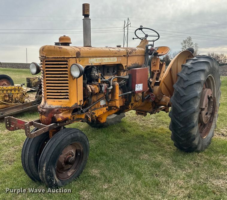 image for item DS3269 Minneapolis-Moline UB tractor