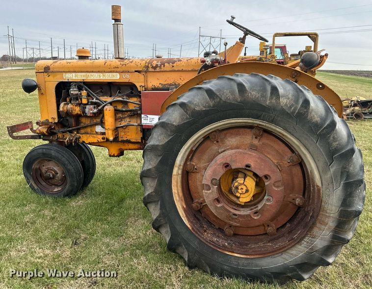 image for item DS3269 Minneapolis-Moline UB tractor