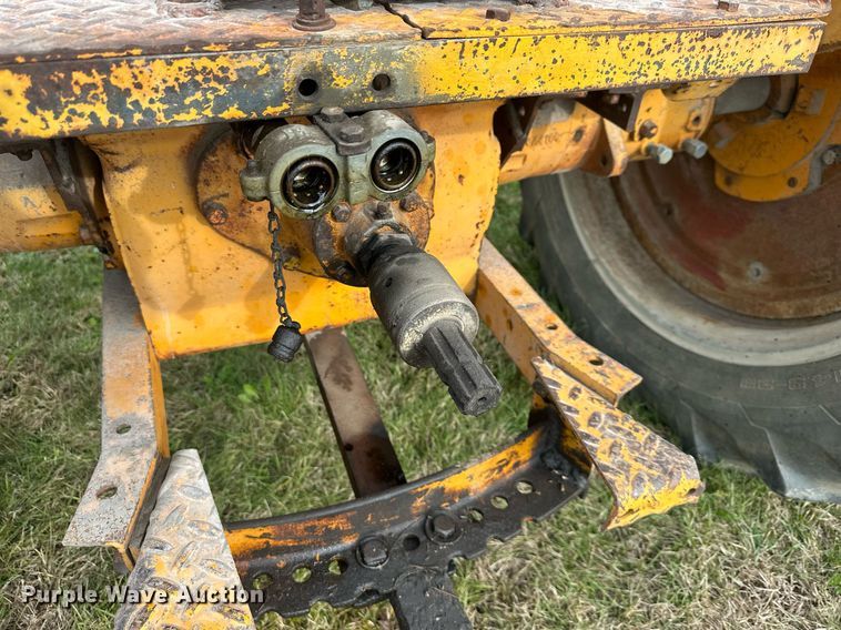 image for item DS3269 Minneapolis-Moline UB tractor