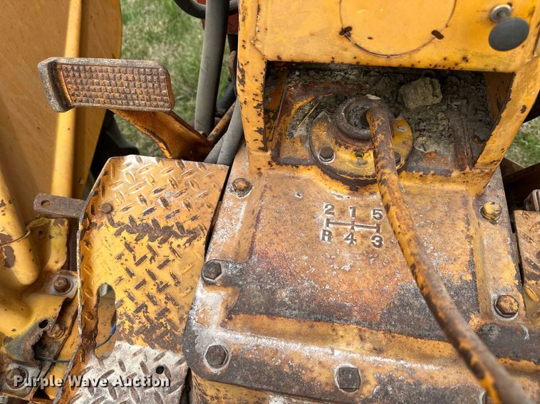 image for item DS3269 Minneapolis-Moline UB tractor