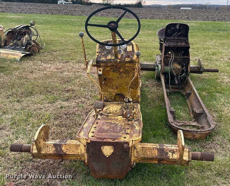 image for item DS3270 Oliver tractor parts