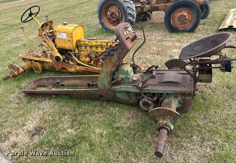 image for item DS3270 Oliver tractor parts