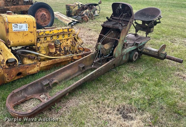 image for item DS3270 Oliver tractor parts