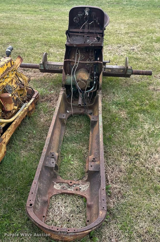 image for item DS3270 Oliver tractor parts