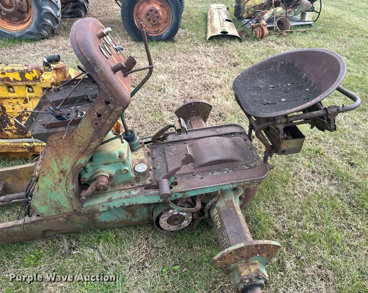 image for item DS3270 Oliver tractor parts