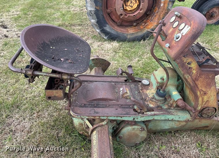image for item DS3270 Oliver tractor parts