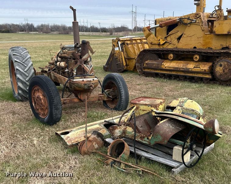image for item DS3271 Oliver Industrial 88 tractor