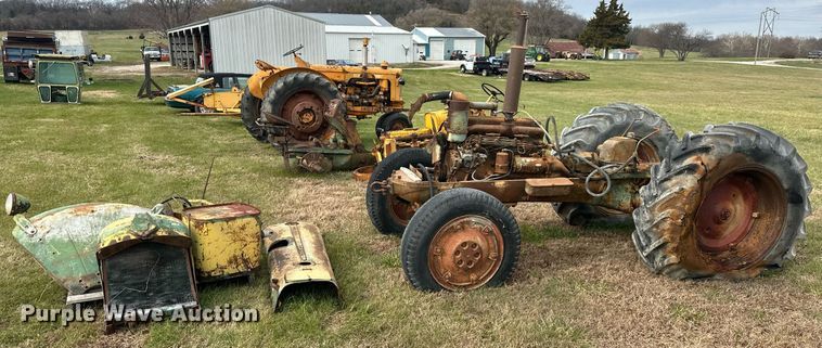 image for item DS3271 Oliver Industrial 88 tractor