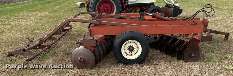 image for item DS3274 International disk